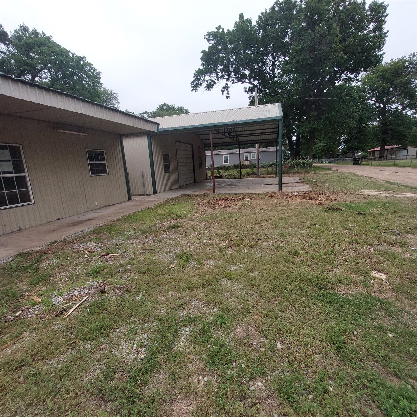 4023 Pages Paradise Lane Kingston OK 73439