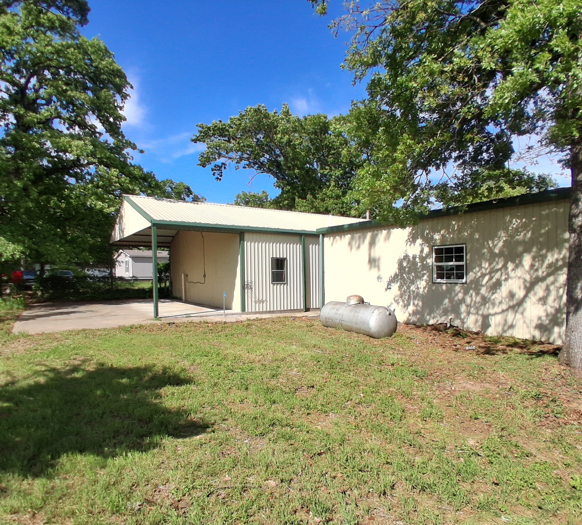 4023 Pages Paradise Lane Kingston OK 73439
