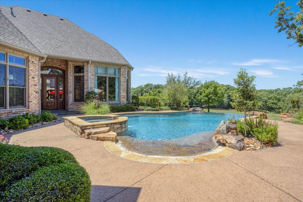 811 Russell Lane Denison TX 75021
