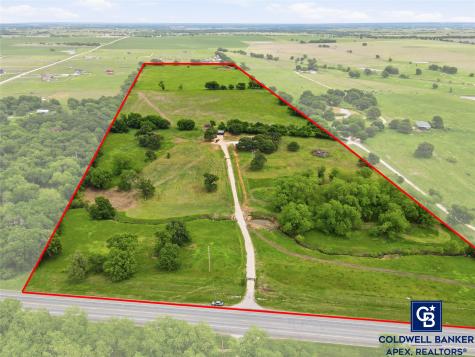 11458 State Highway 171 Covington TX 76636