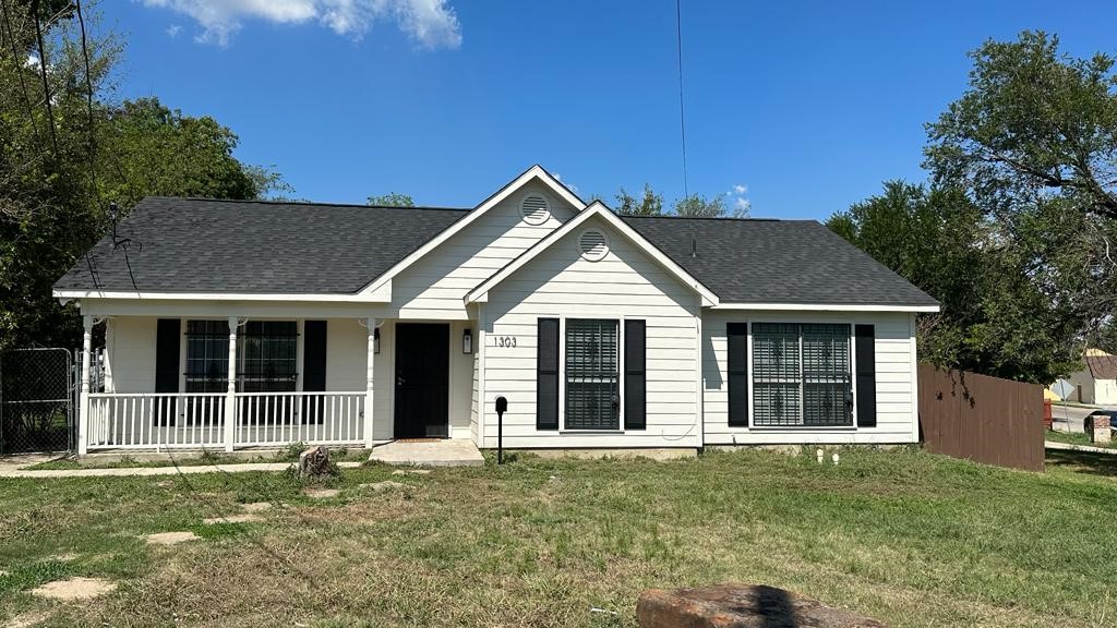 1303 Maywood Avenue Dallas TX 75216
