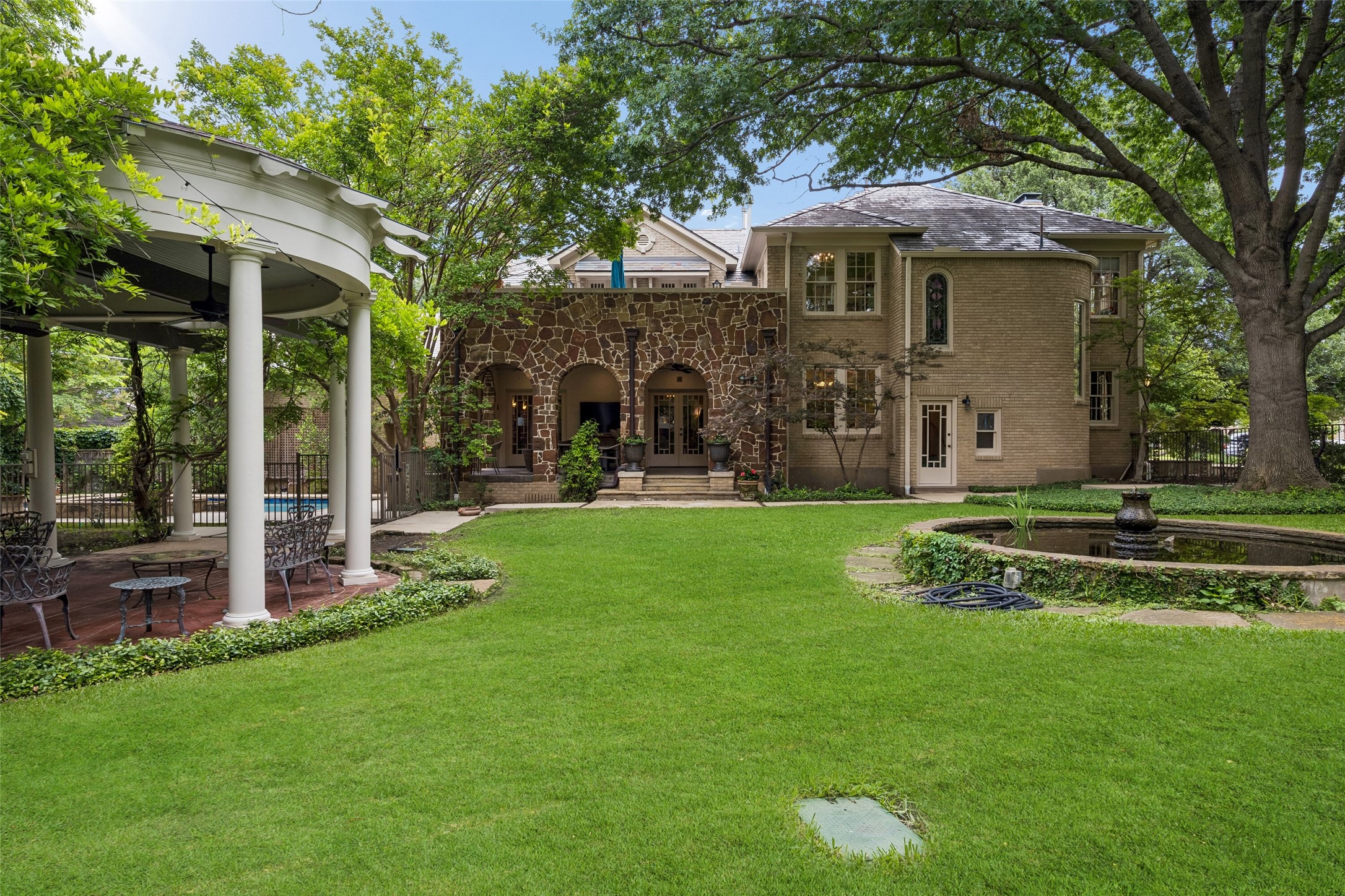 6655 Lakewood Boulevard Dallas TX 75214