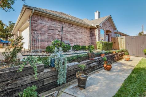 3217 Cape Cod Court Arlington TX 76017