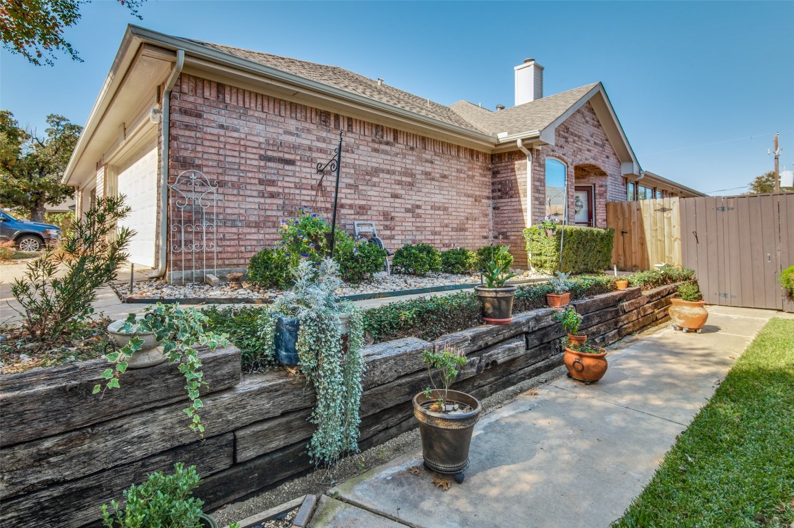 3217 Cape Cod Court Arlington TX 76017