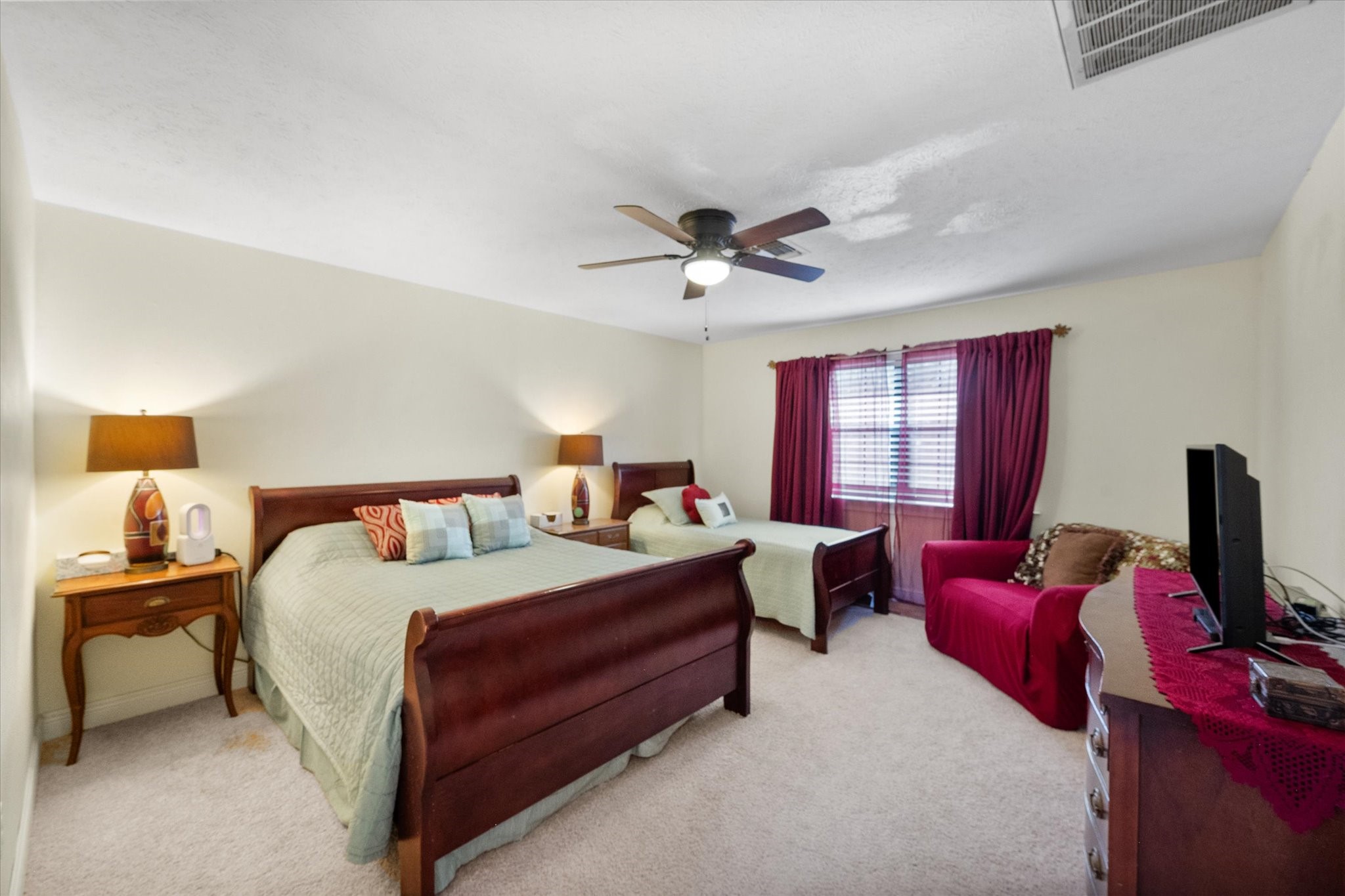 6951 E County Road 315 Buffalo TX 75831