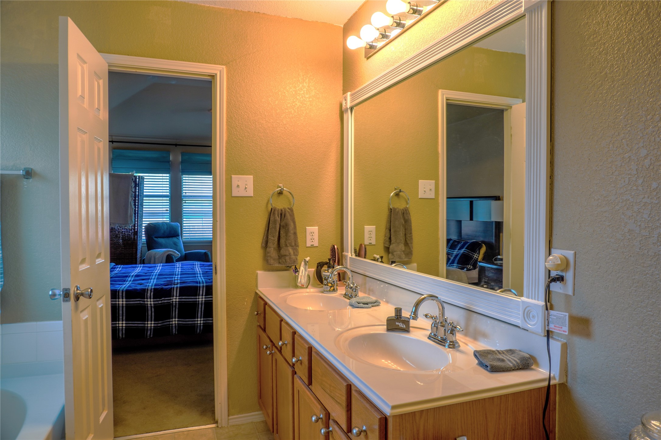 12509 Summerwood Drive Fort Worth TX 76028