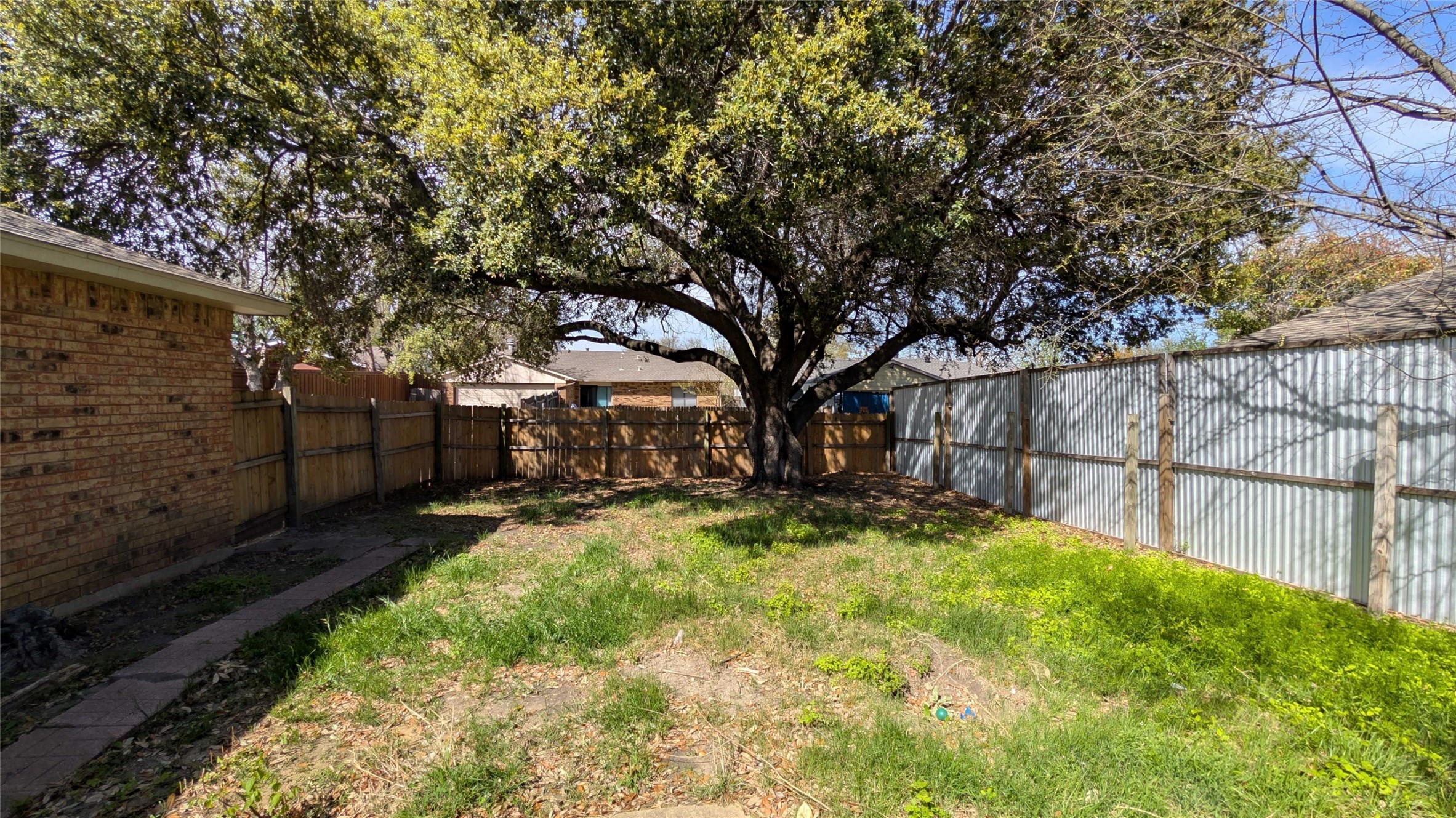3045 Villa Sur Trail Dallas TX 75228