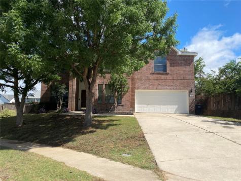 1005 Receda Court Fort Worth TX 76131