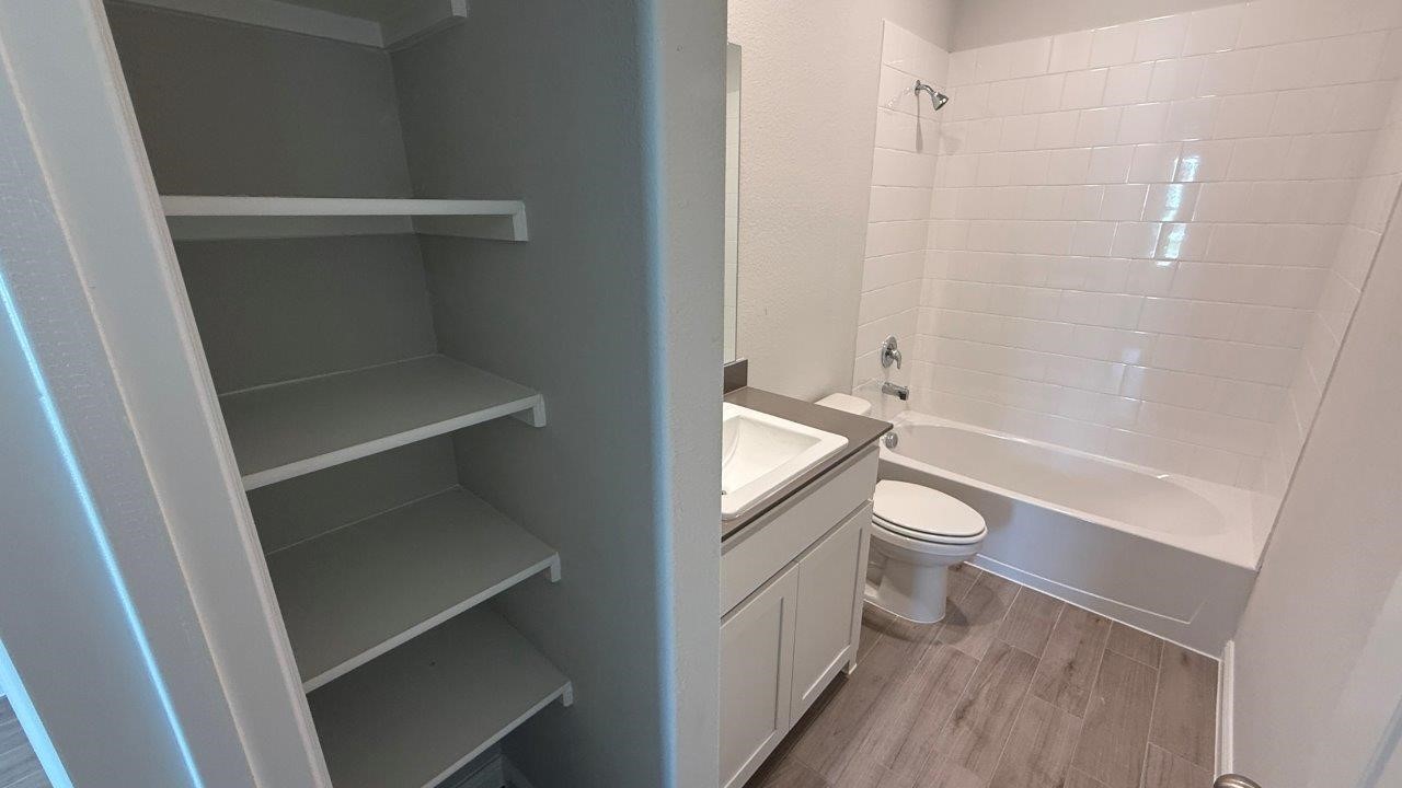 301 Gallant Man Court Granbury TX 76049