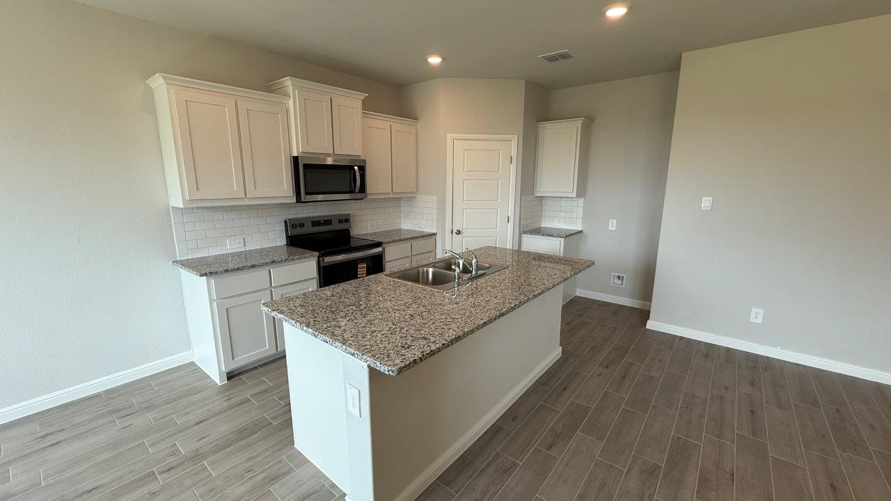 301 Gallant Man Court Granbury TX 76049