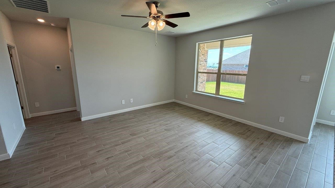 301 Gallant Man Court Granbury TX 76049