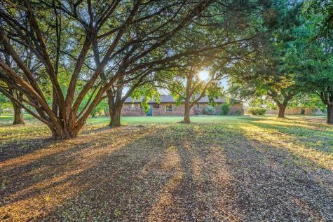 4028 S Highway 174 Cleburne TX 76033
