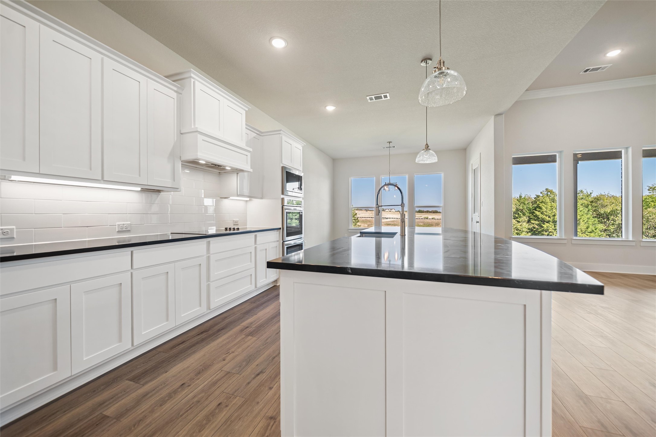 404 Indian Creek Road Van Alstyne TX 75495