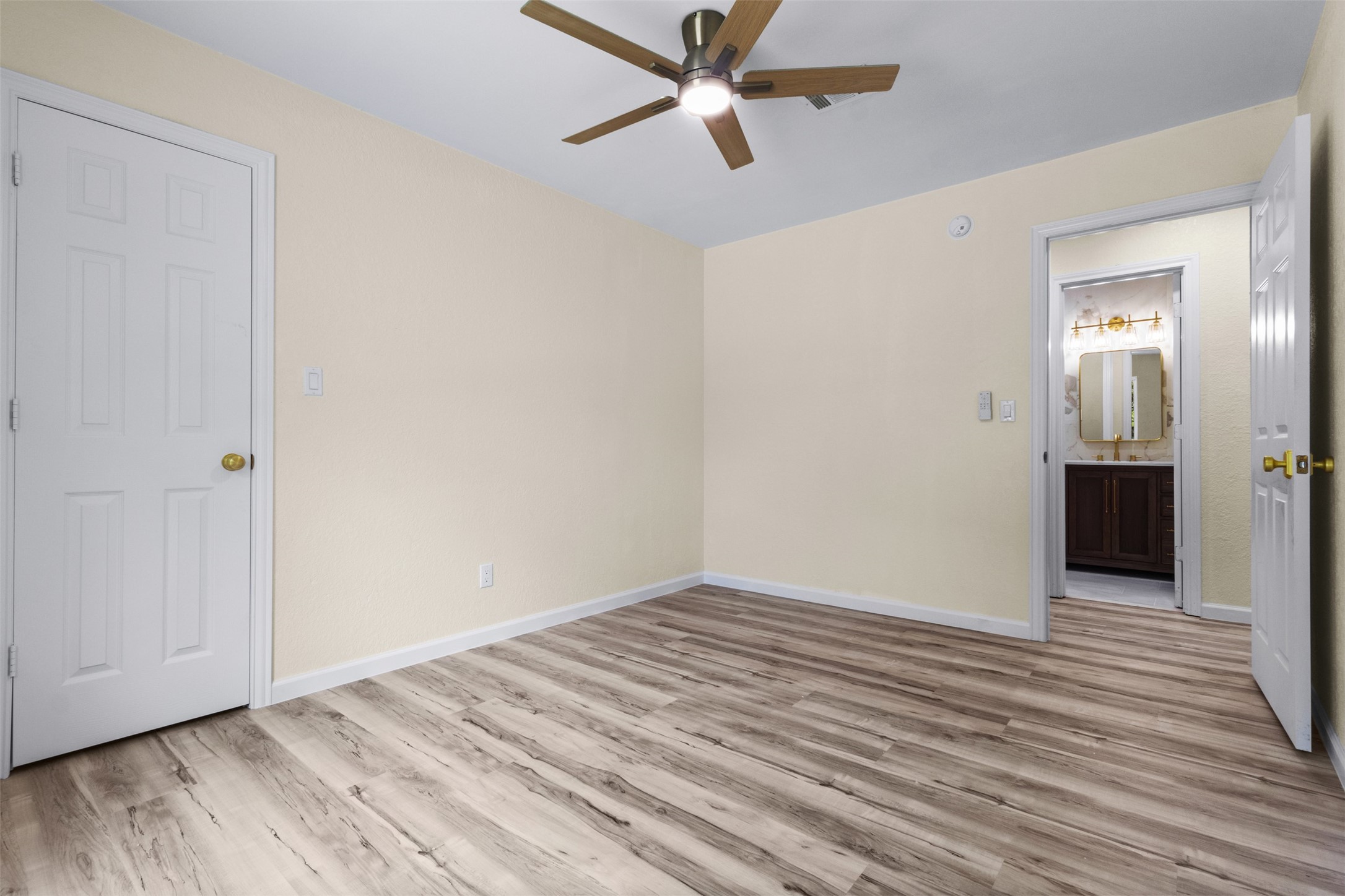 1940 Elmcreek Lane Midlothian TX 76065