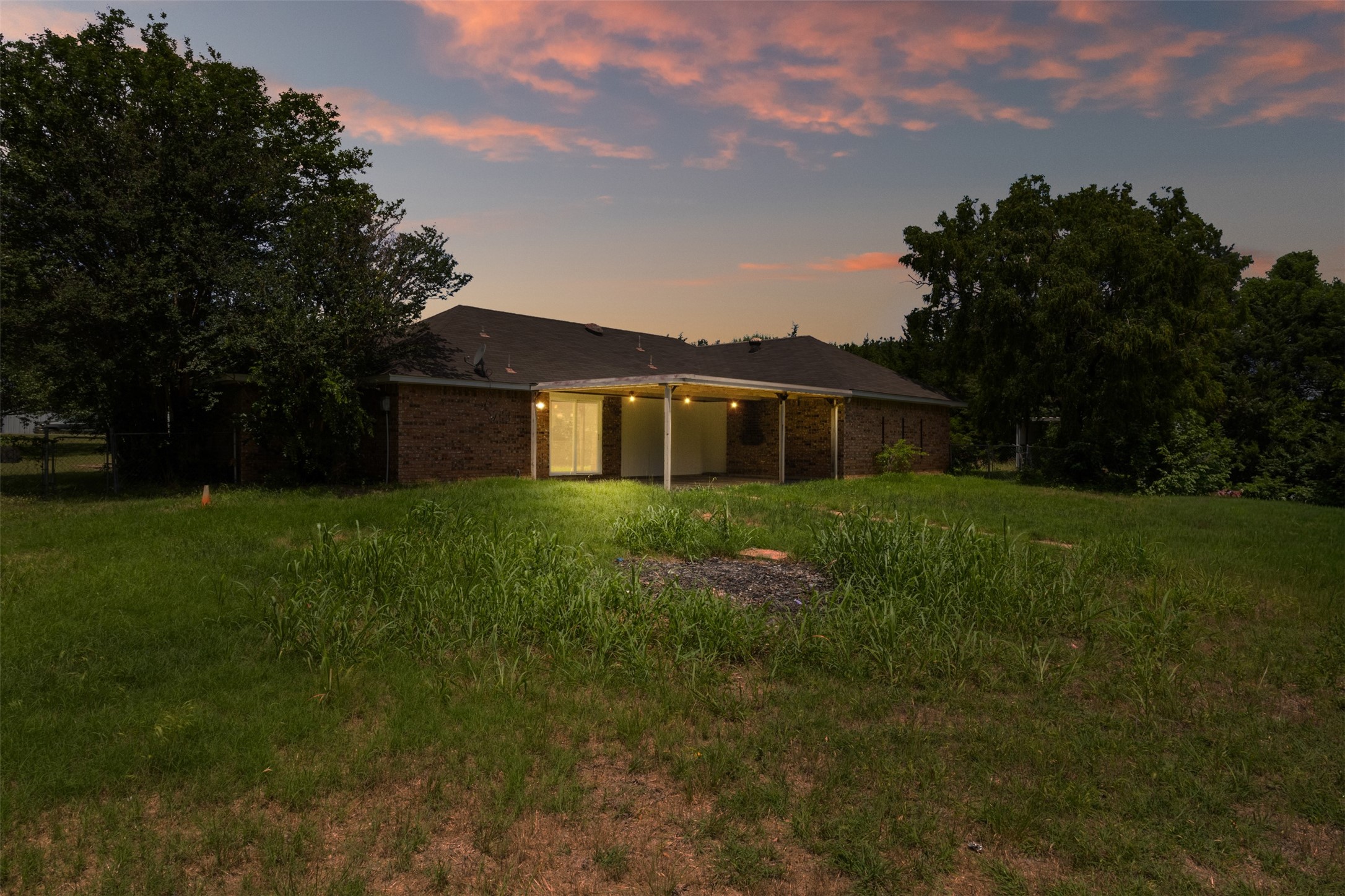 1940 Elmcreek Lane Midlothian TX 76065