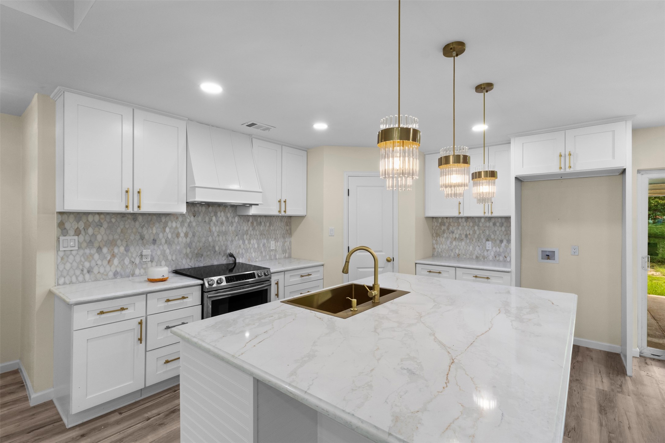 1940 Elmcreek Lane Midlothian TX 76065