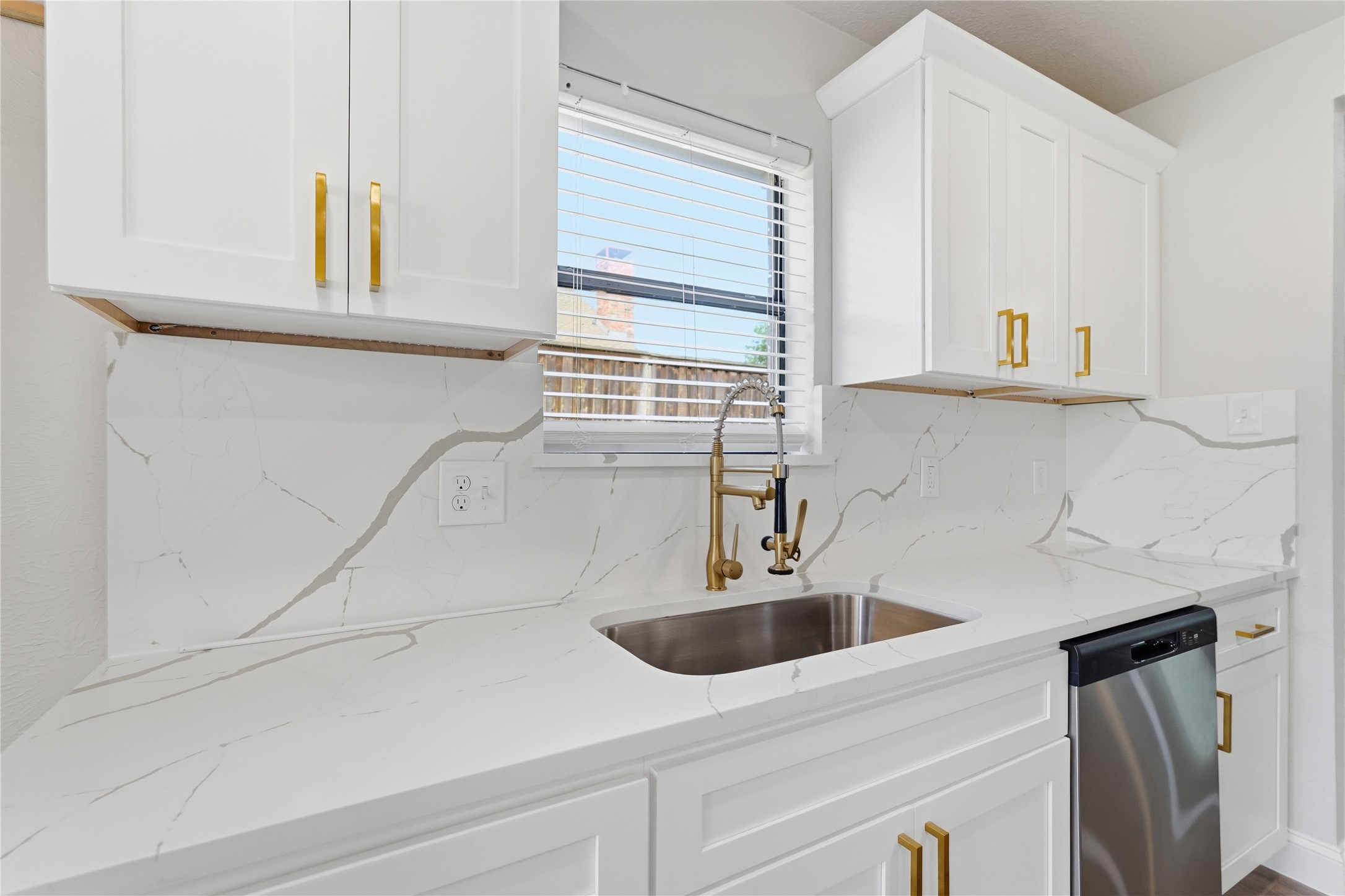5514 Round Rock Street Garland TX 75044