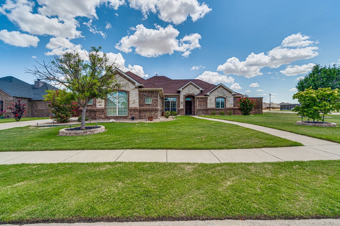 100 Odonna Drive Waxahachie TX 75165