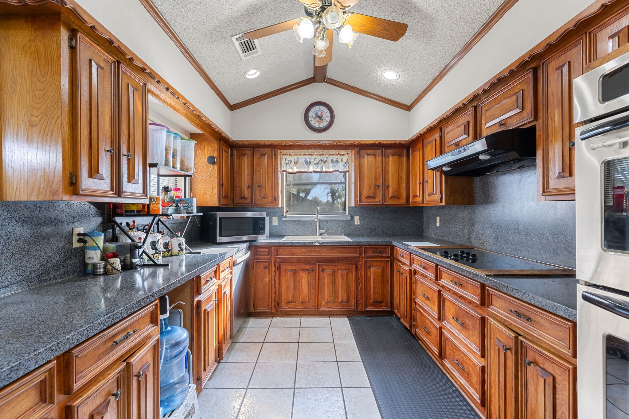 1519 Shannon Place Carrollton TX 75006