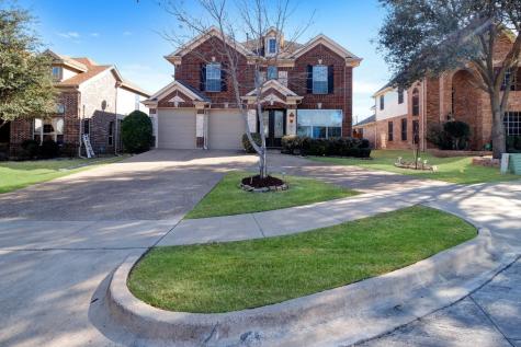 107 Vintage Drive Grand Prairie TX 75052