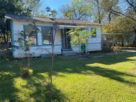 124 Gordon Drive Terrell TX 75160