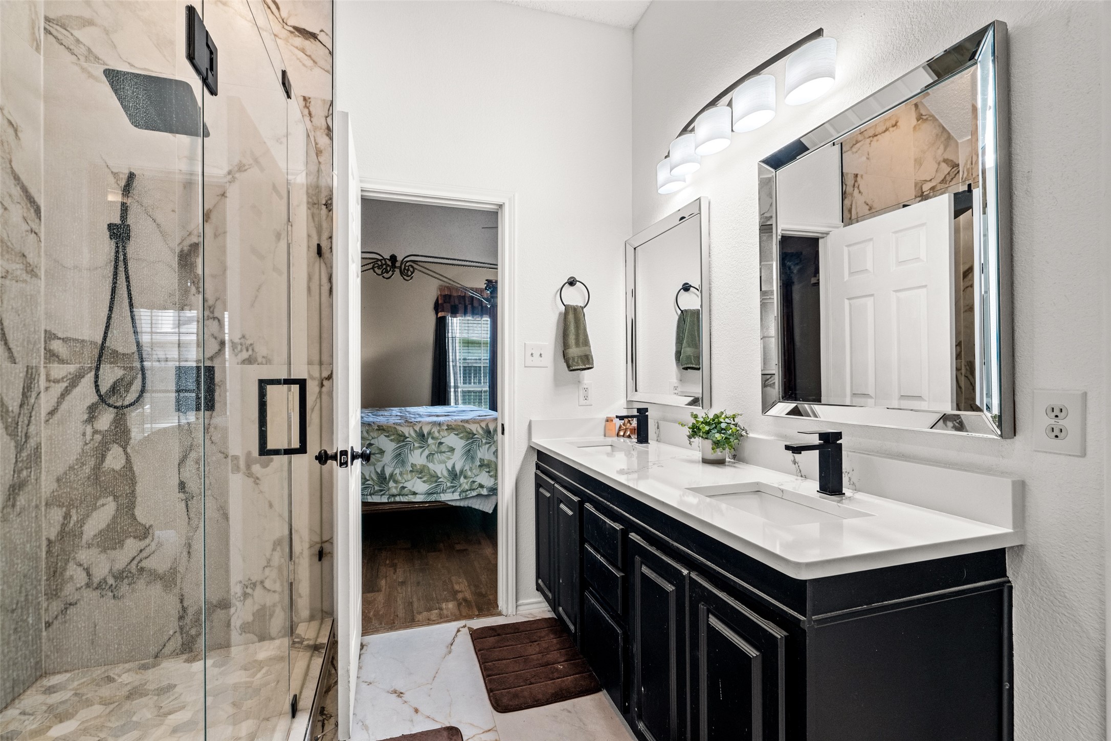 504 Cherry Tree Court Saginaw TX 76179