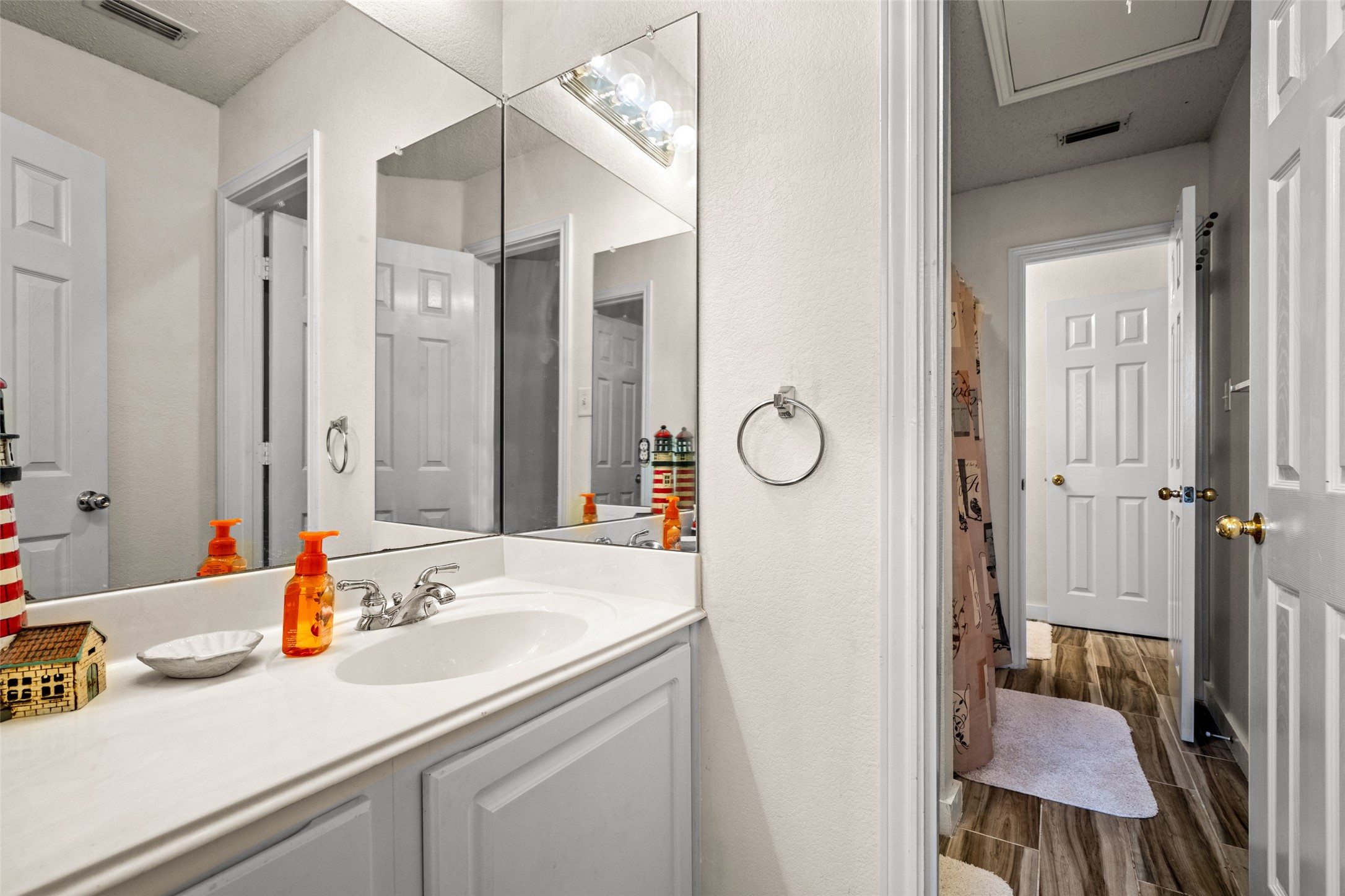 504 Cherry Tree Court Saginaw TX 76179