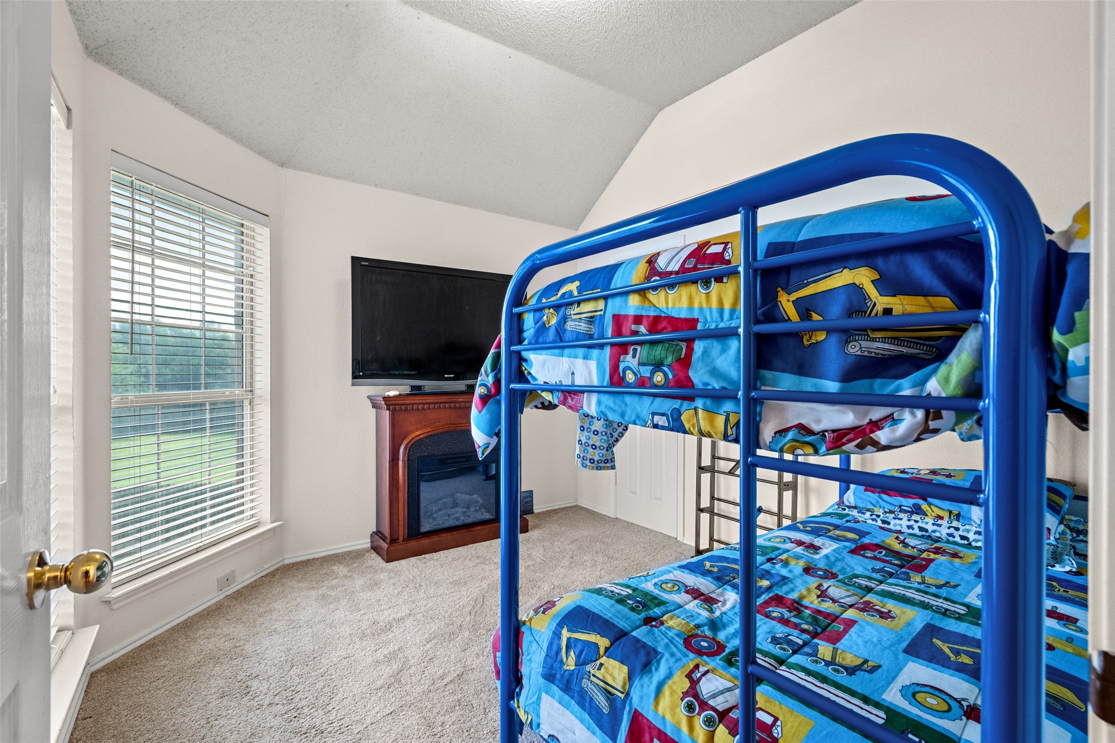 504 Cherry Tree Court Saginaw TX 76179