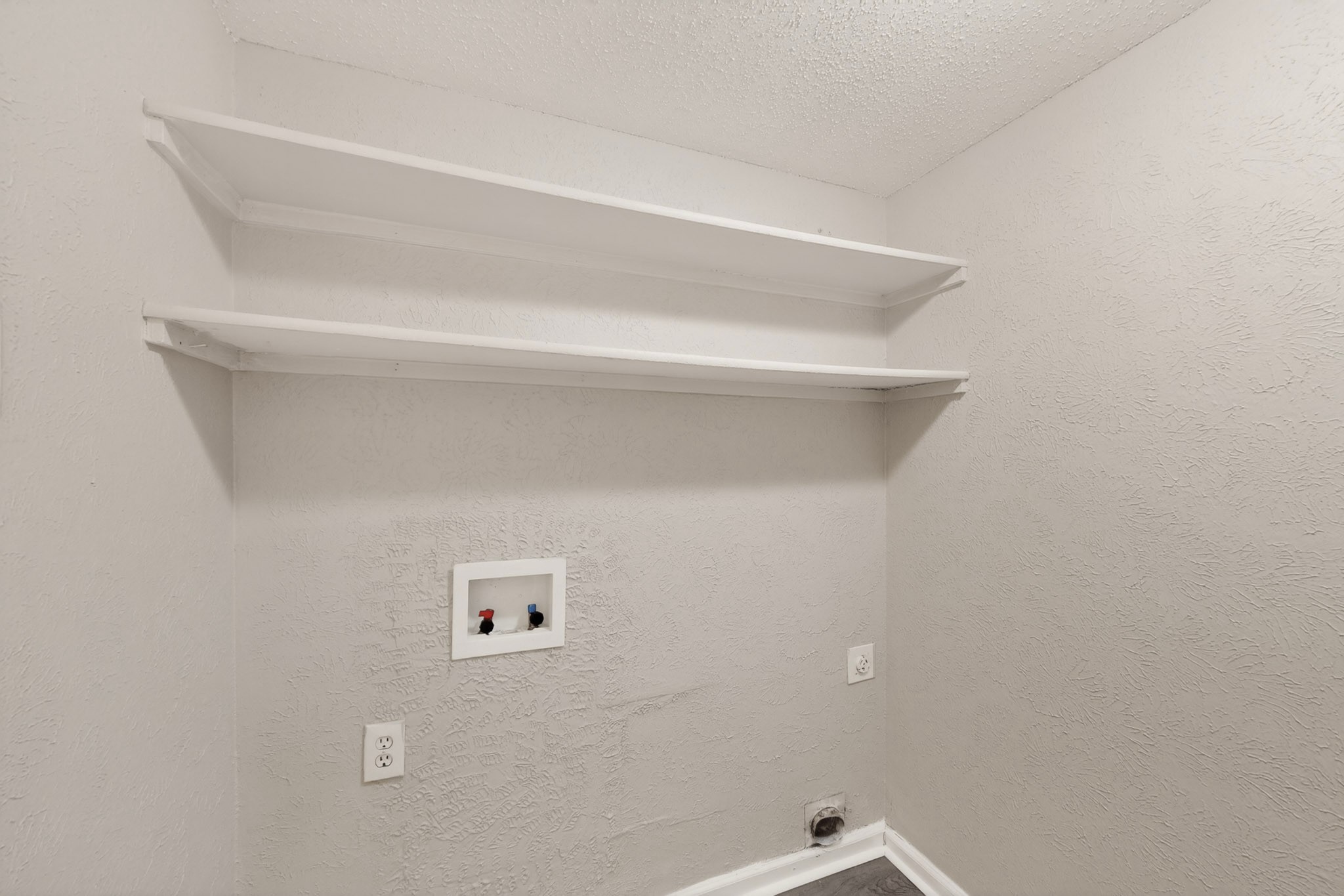 5513 Galaxie Road Garland TX 75044