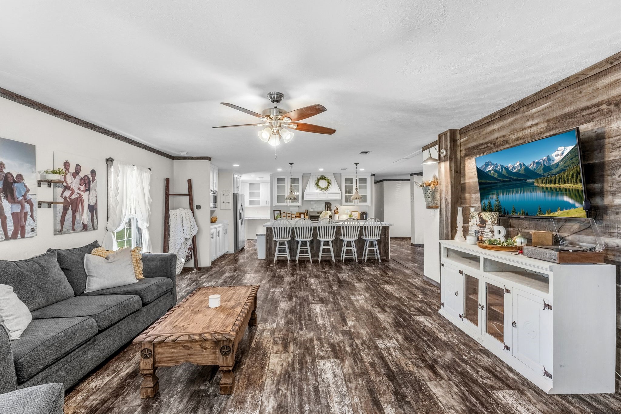 151 Hilltop Lane Emory TX 75440