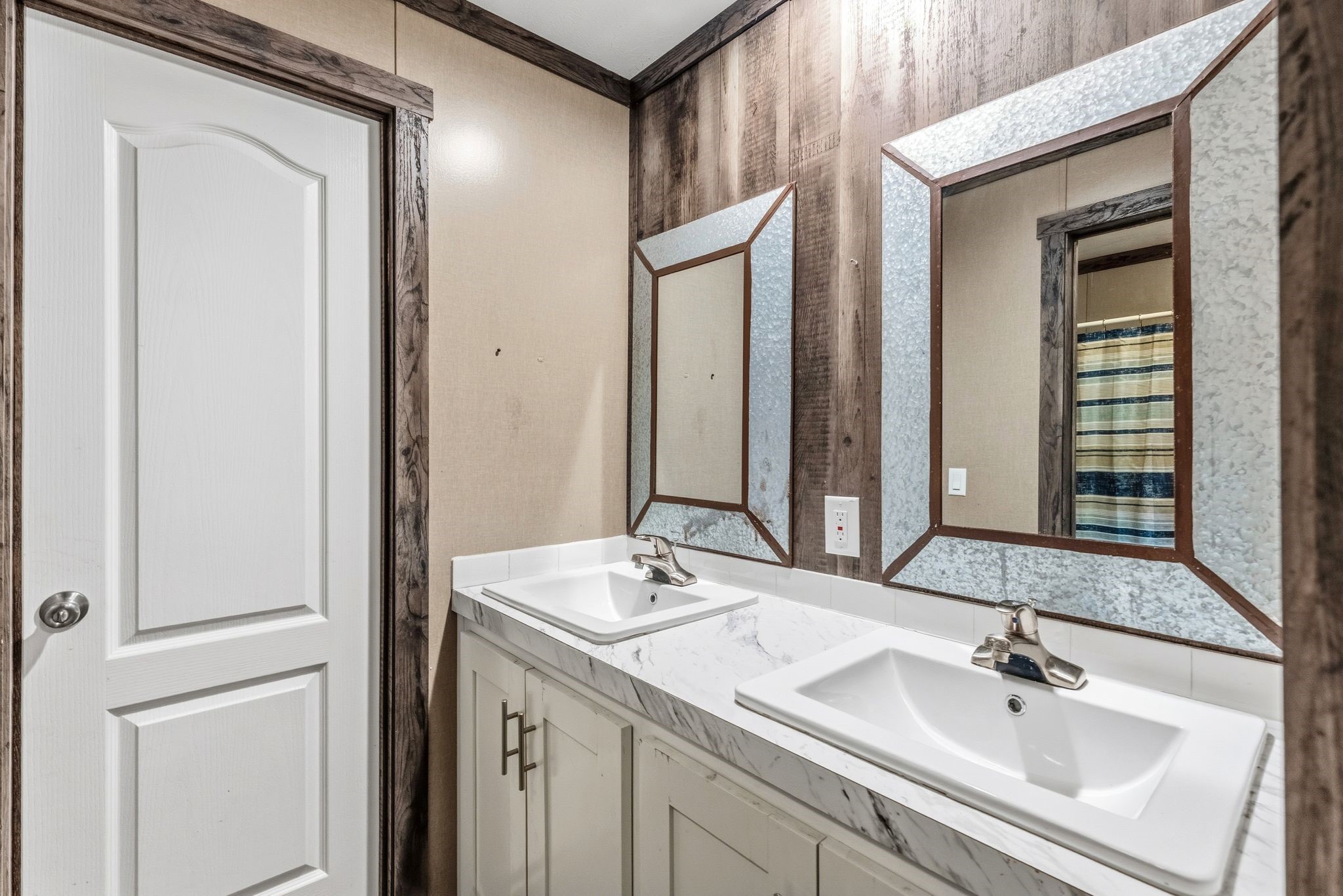 151 Hilltop Lane Emory TX 75440