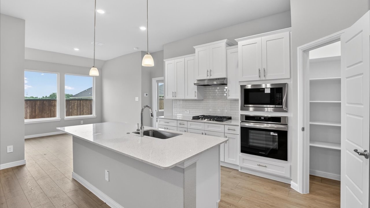3309 Pier View Street Grand Prairie TX 76065