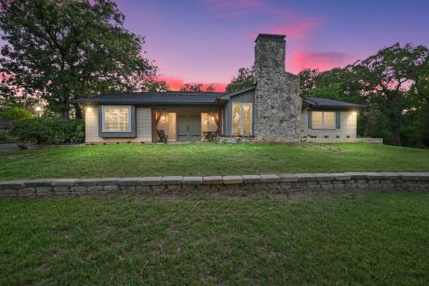 152 S Briaroaks Road Burleson TX 76028