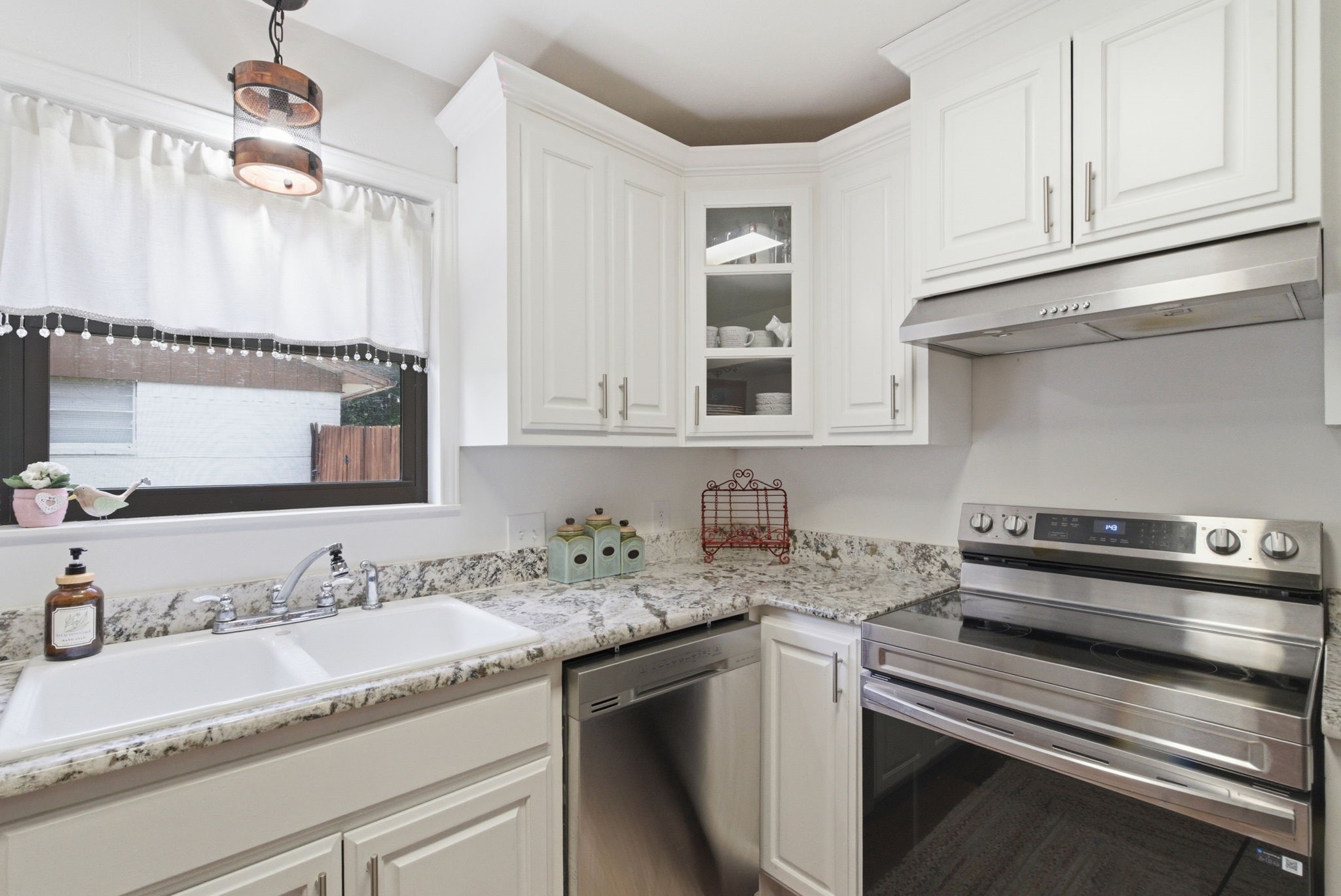 807 Keller Avenue Benbrook TX 76126