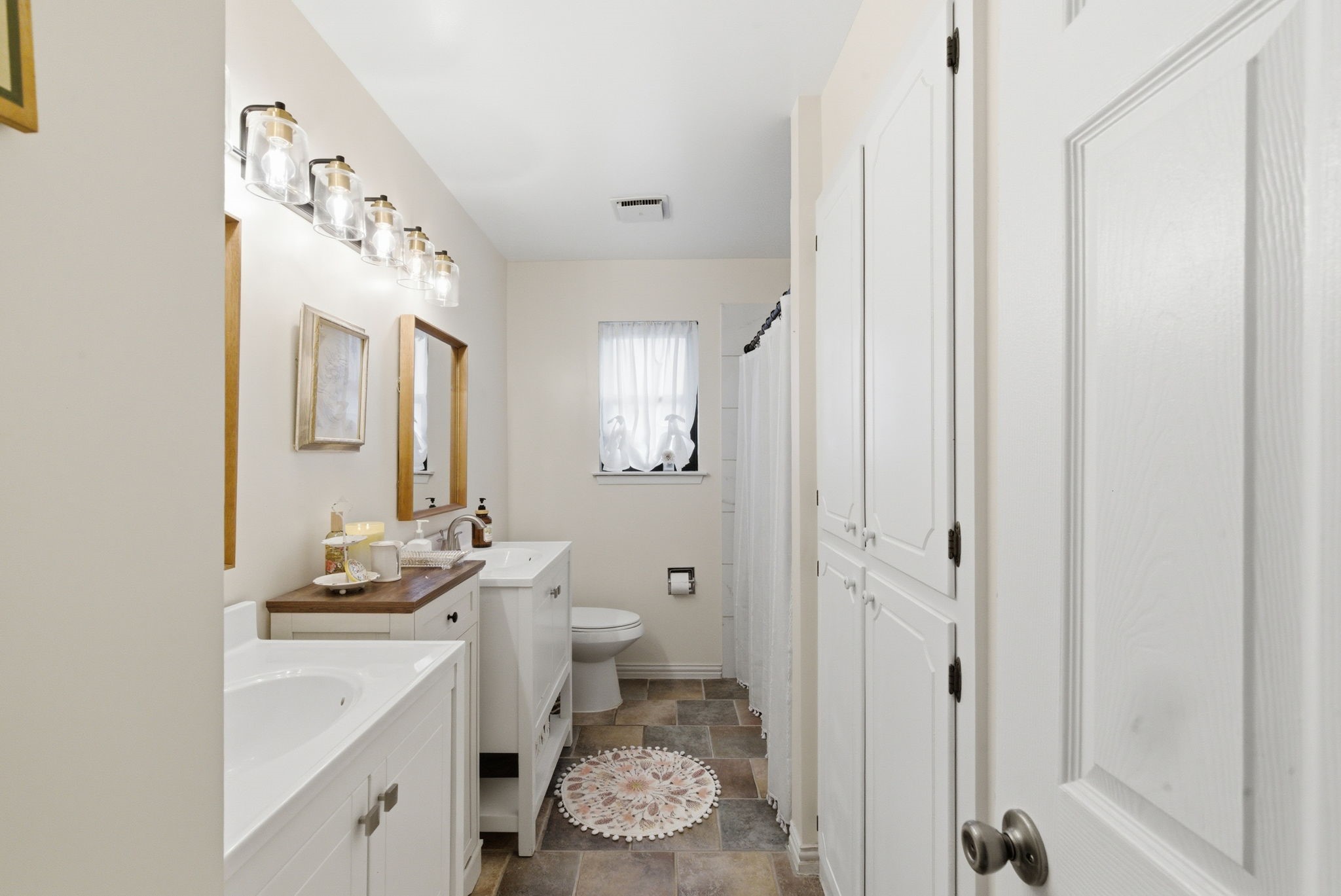 807 Keller Avenue Benbrook TX 76126