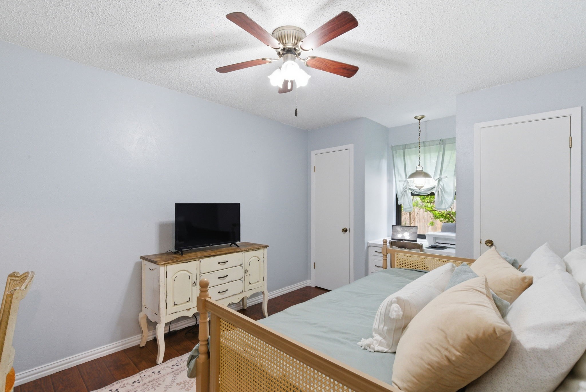 807 Keller Avenue Benbrook TX 76126