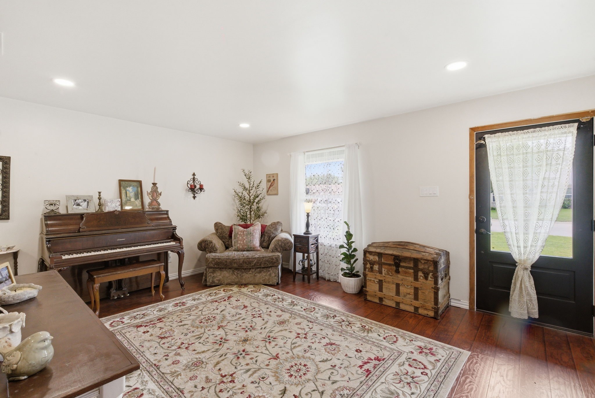 807 Keller Avenue Benbrook TX 76126