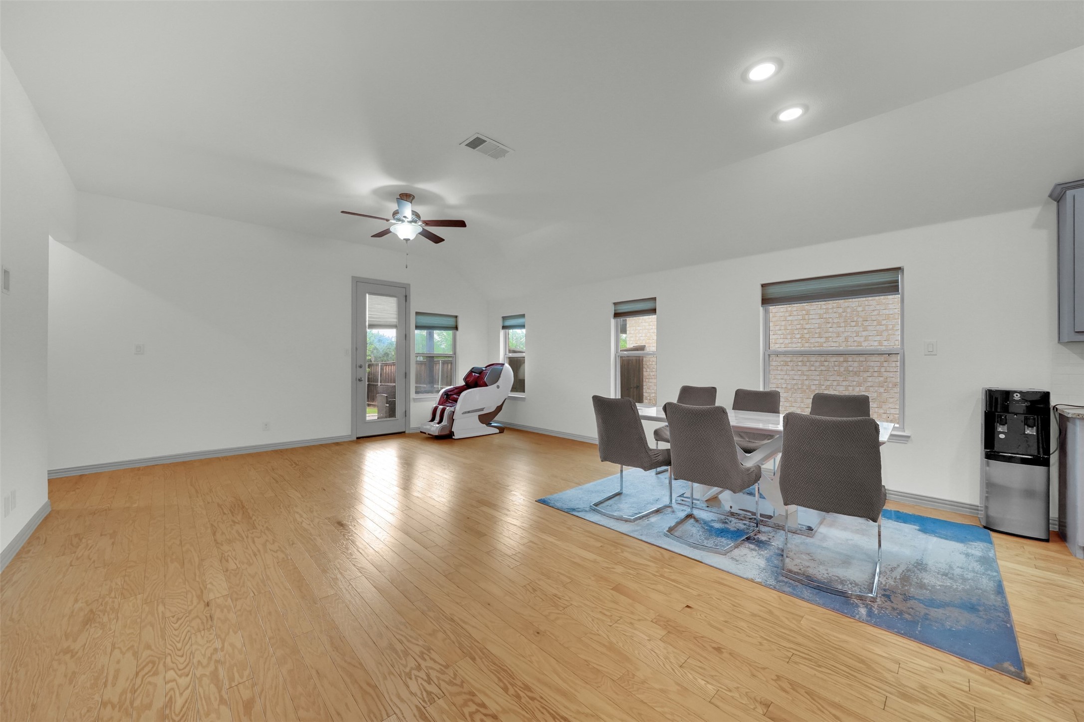 2725 Bechtol Street Garland TX 75042