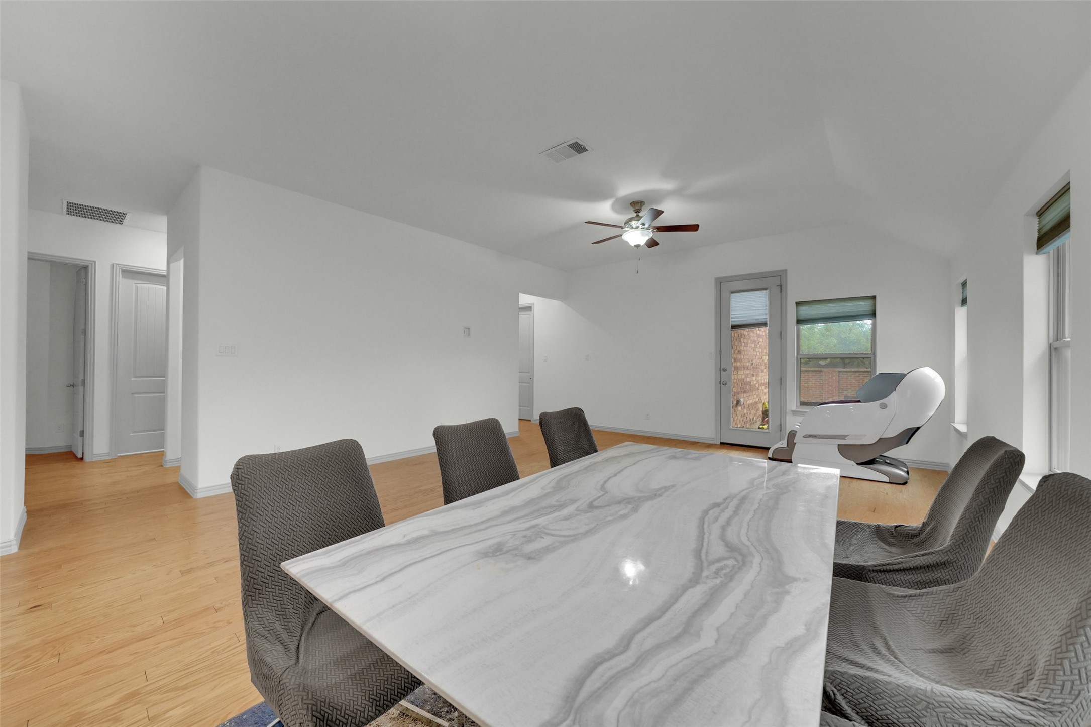 2725 Bechtol Street Garland TX 75042