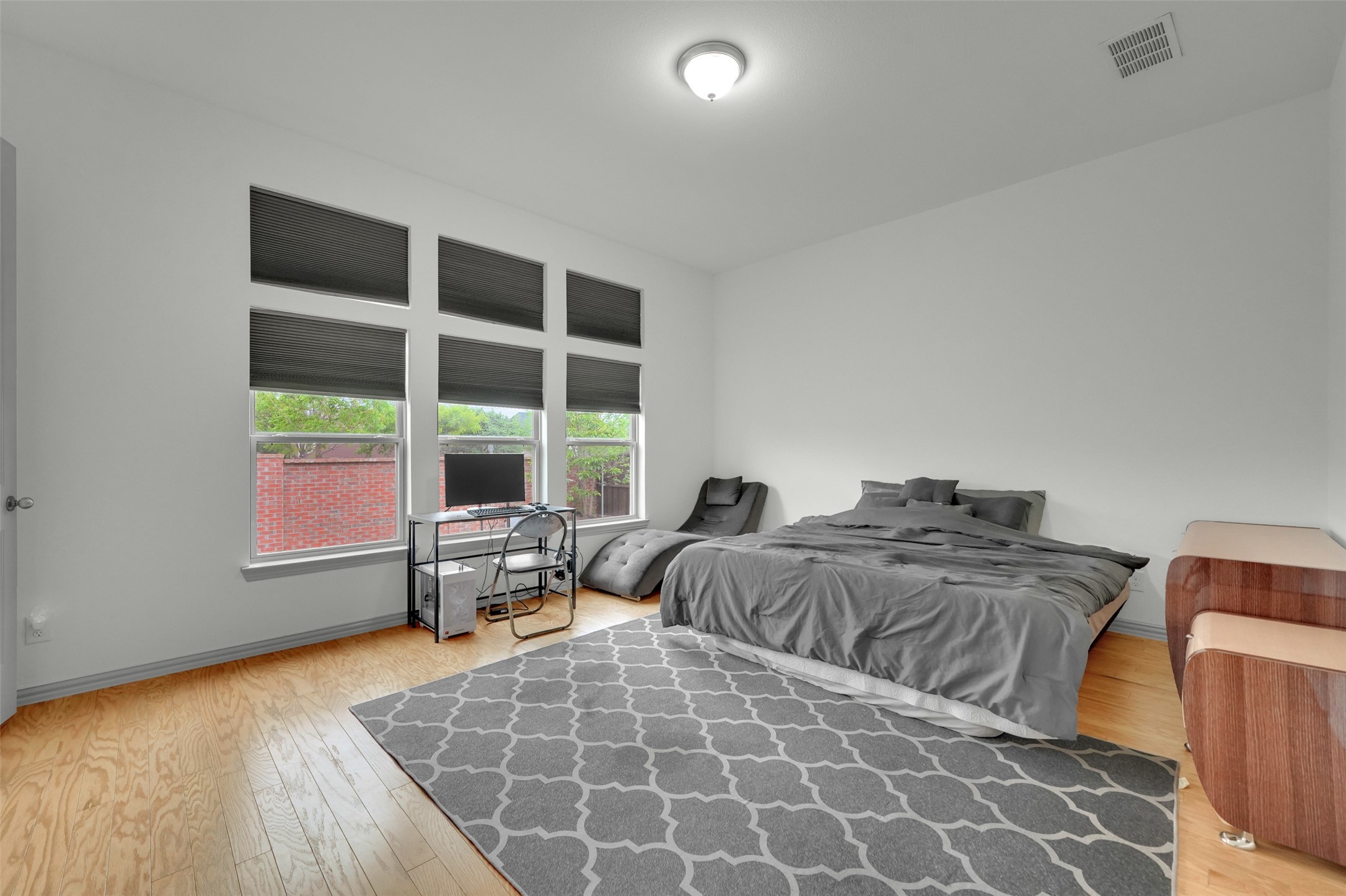 2725 Bechtol Street Garland TX 75042