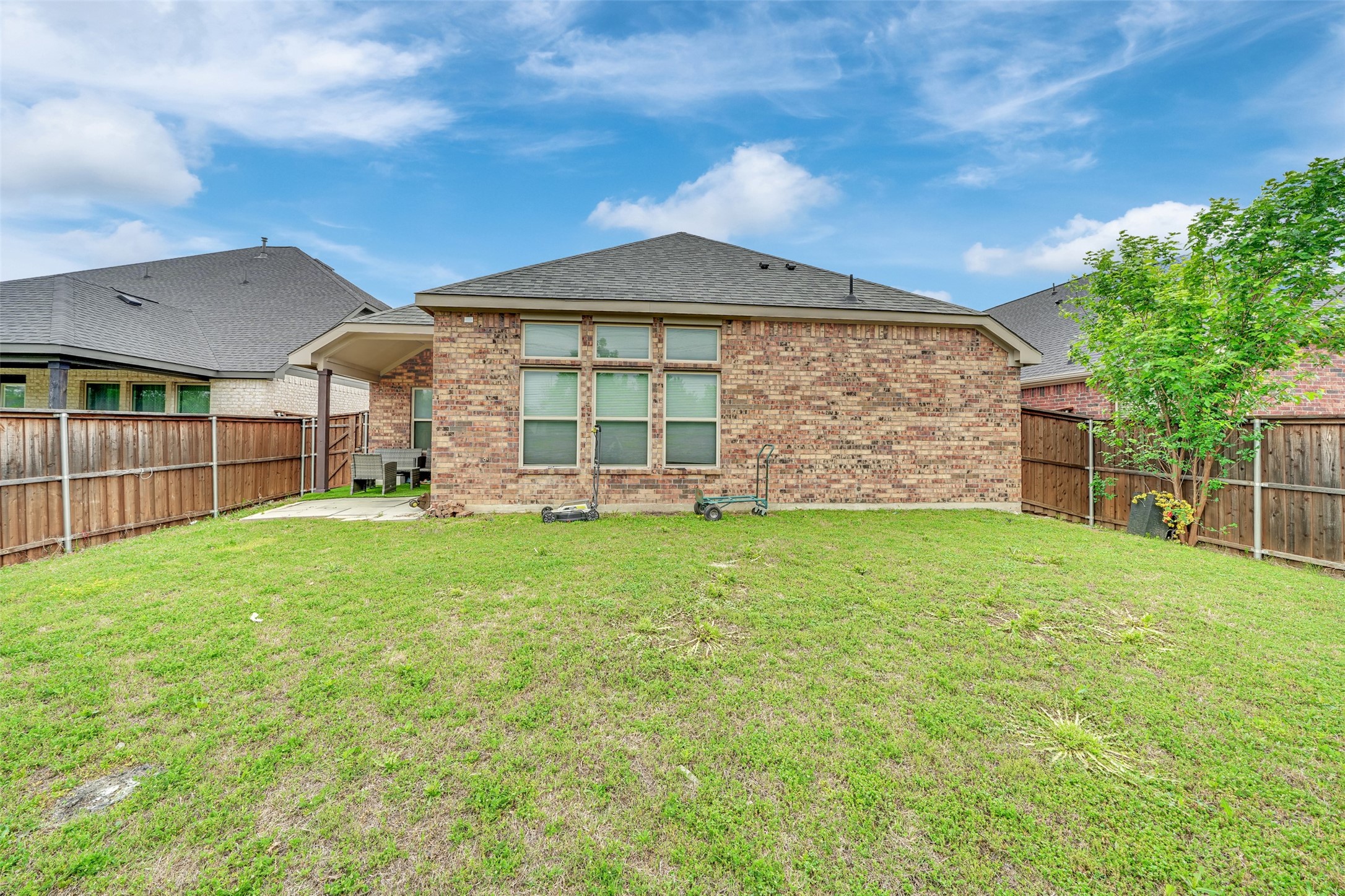 2725 Bechtol Street Garland TX 75042