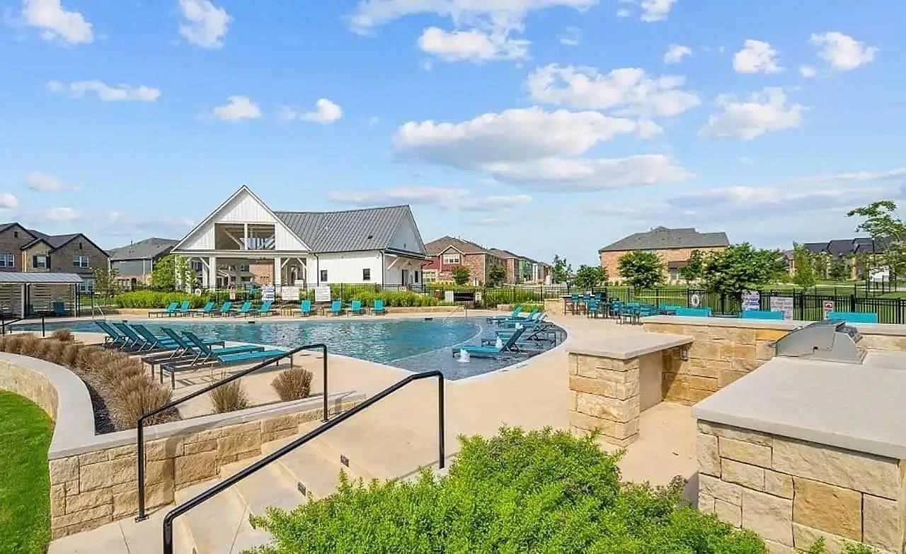 2725 Bechtol Street Garland TX 75042