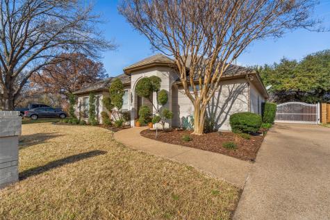 6624 Westmoor Lane Benbrook TX 76132