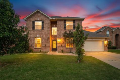 3019 Riverwood Lane Grand Prairie TX 75052
