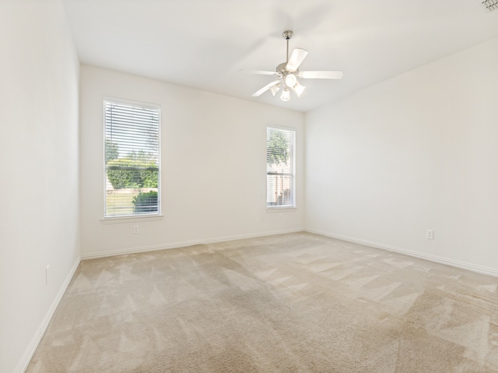 3019 Riverwood Lane Grand Prairie TX 75052