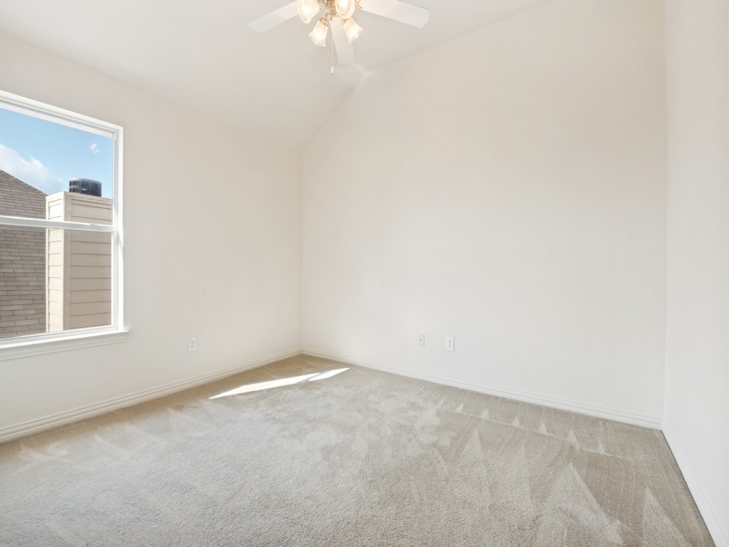 3019 Riverwood Lane Grand Prairie TX 75052