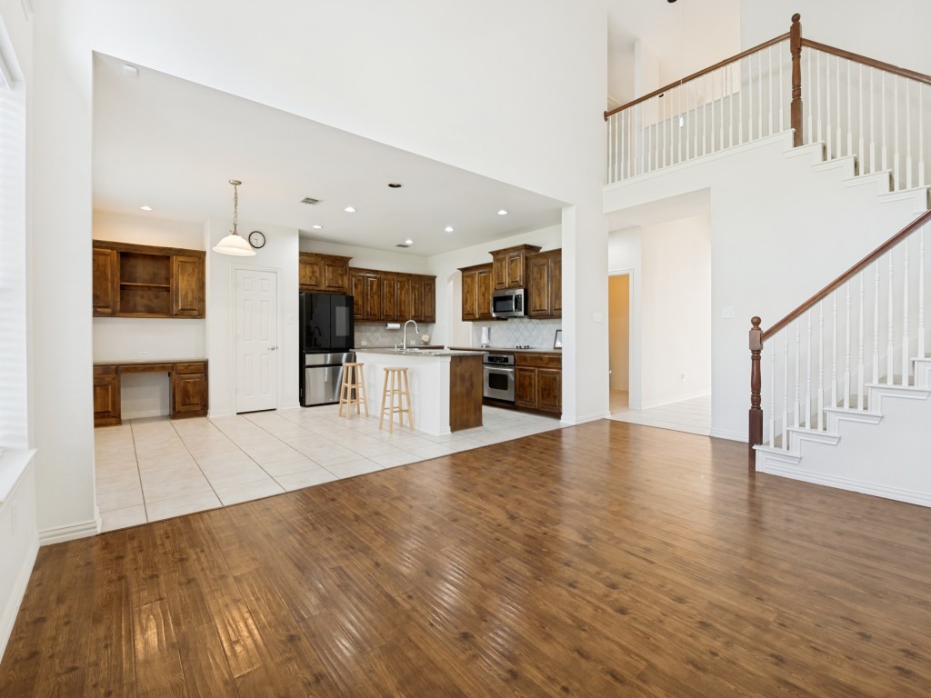 3019 Riverwood Lane Grand Prairie TX 75052