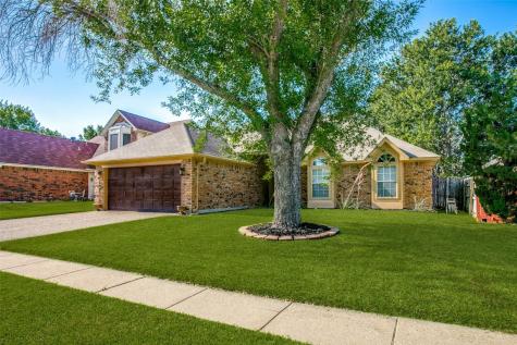 6016 Hilltop Drive Watauga TX 76148