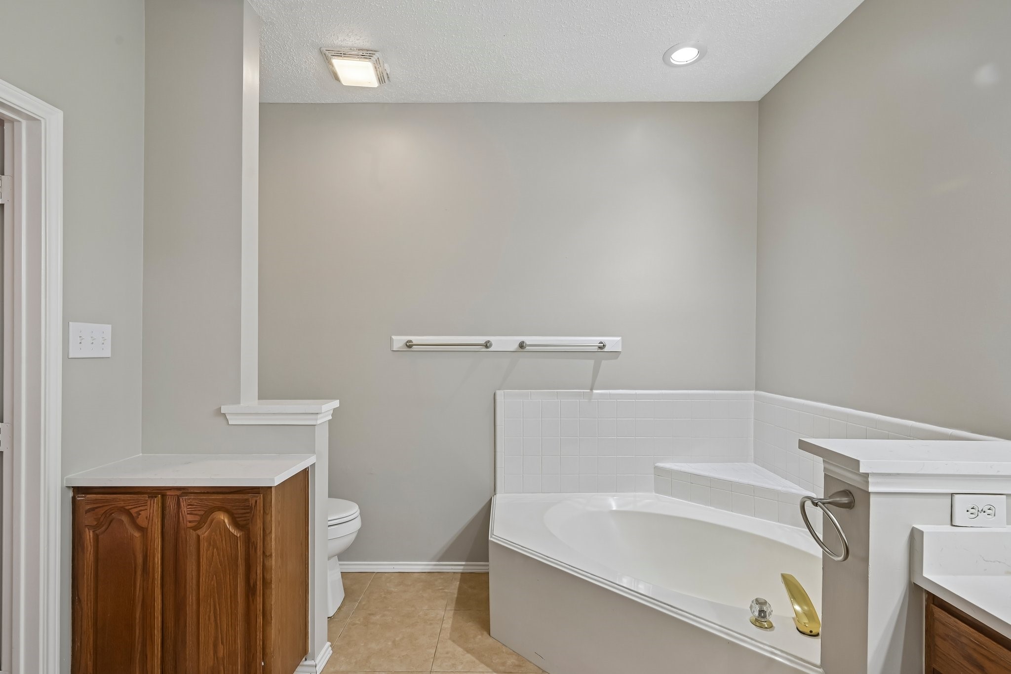 2918 Brittany Lane Mckinney TX 75070