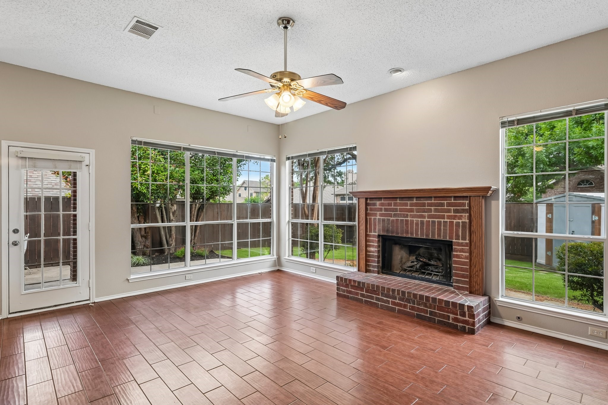 2918 Brittany Lane Mckinney TX 75070